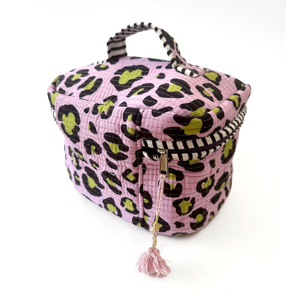 Große Kosmetiktasche BIG BEAUTY "Oh Leo cosmic lilac" Kosmetiktasche KIKOONI