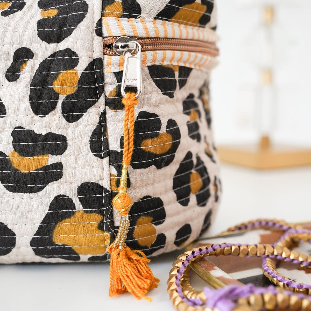 Große Kosmetiktasche BIG BEAUTY "Oh Leo" Kosmetiktasche KIKOONI