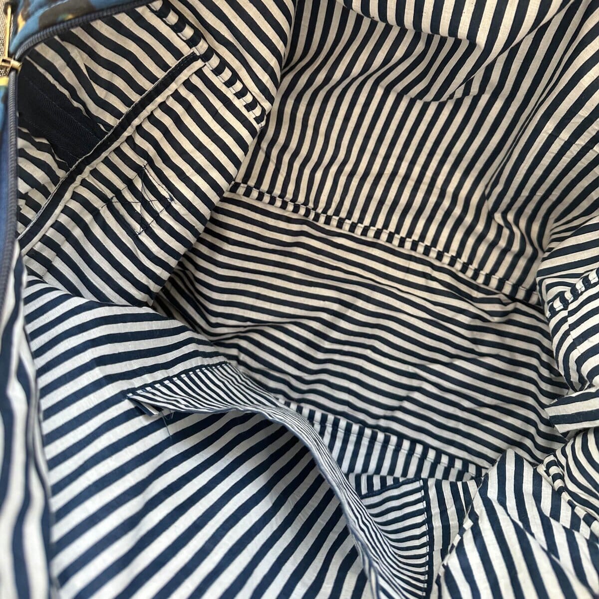 Grosse Reisetasche "Dark Leo" Reisetasche KIKOONI