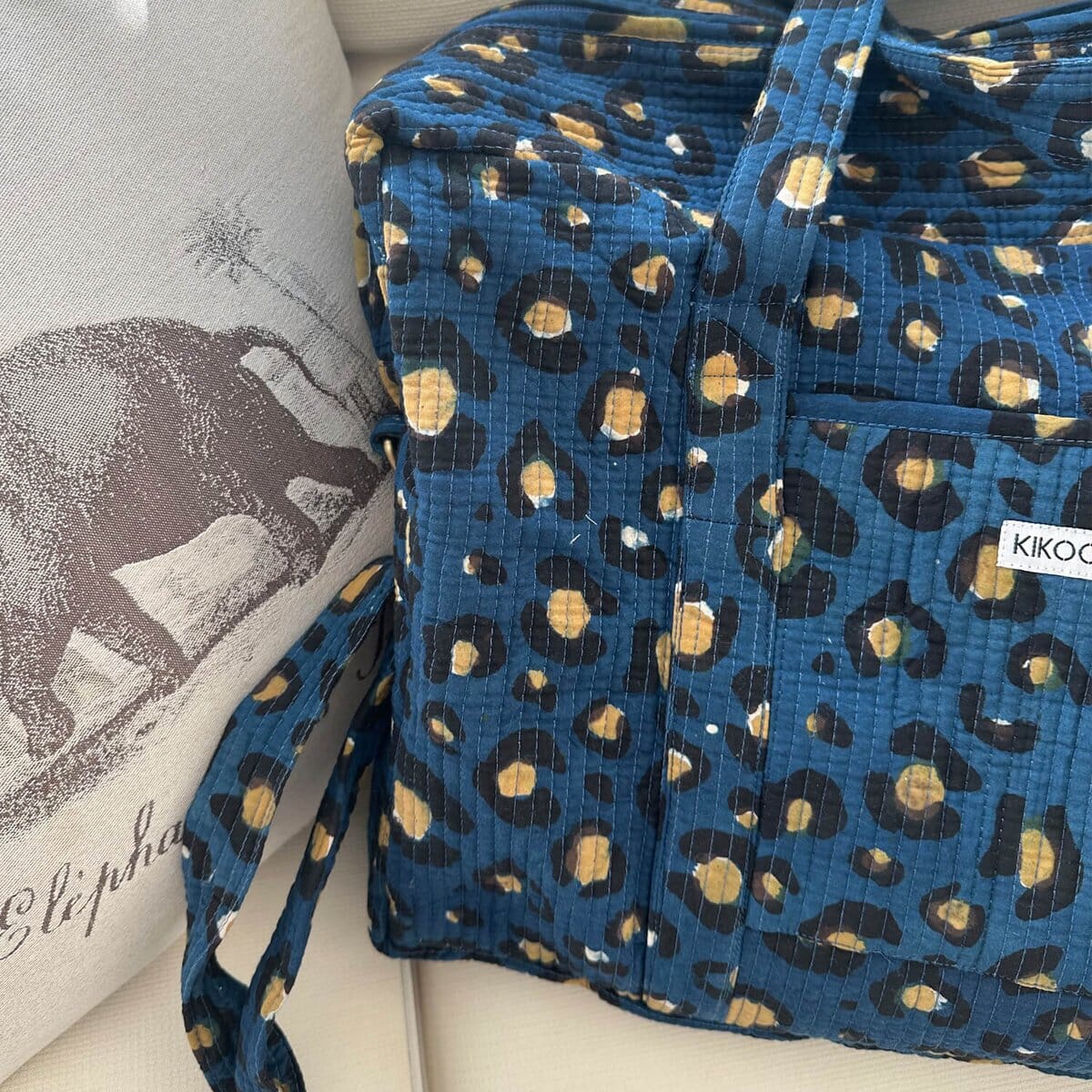 Grosse Reisetasche "Dark Leo" Reisetasche KIKOONI