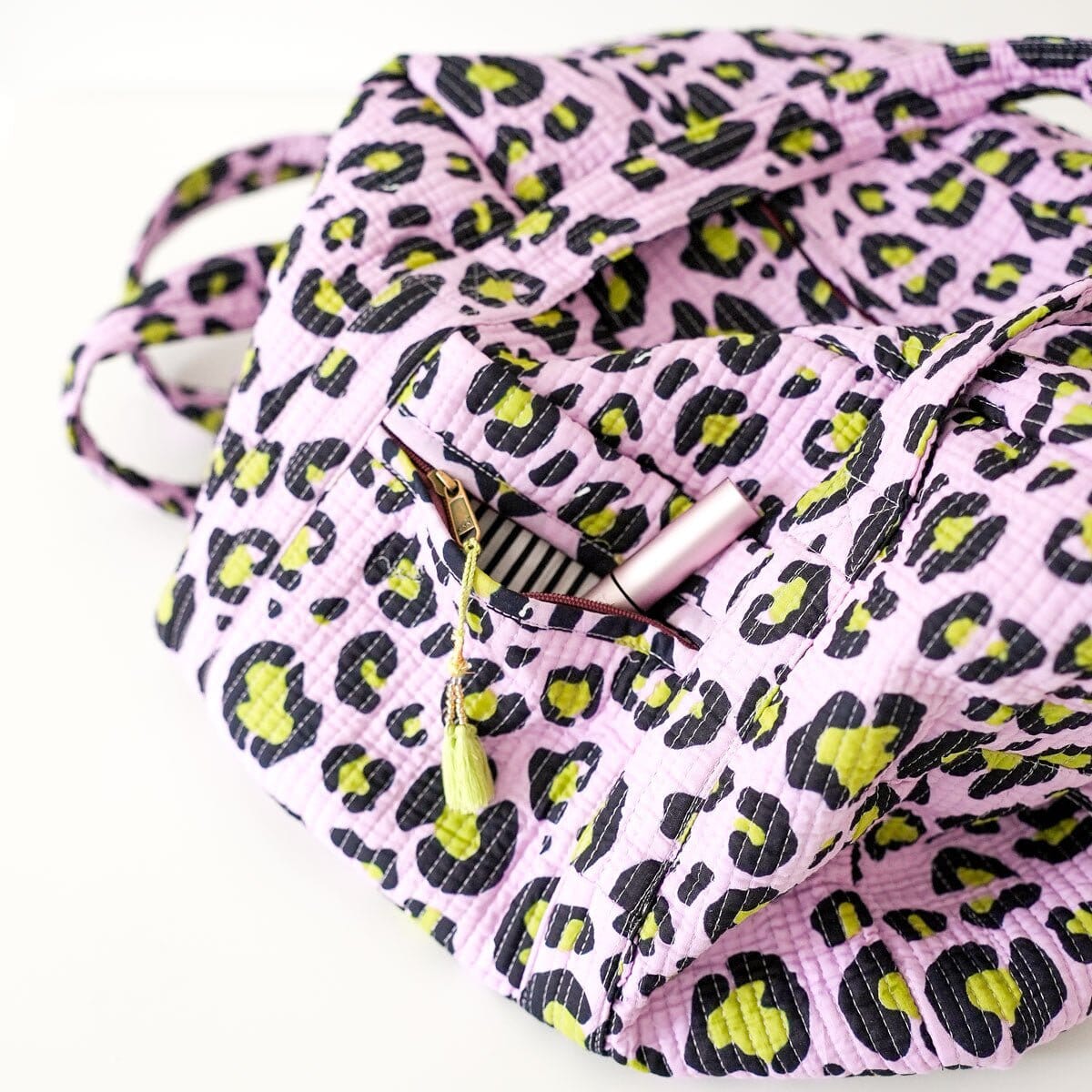 Grosse Reisetasche "Oh Leo cosmic lilac" Reisetasche KIKOONI