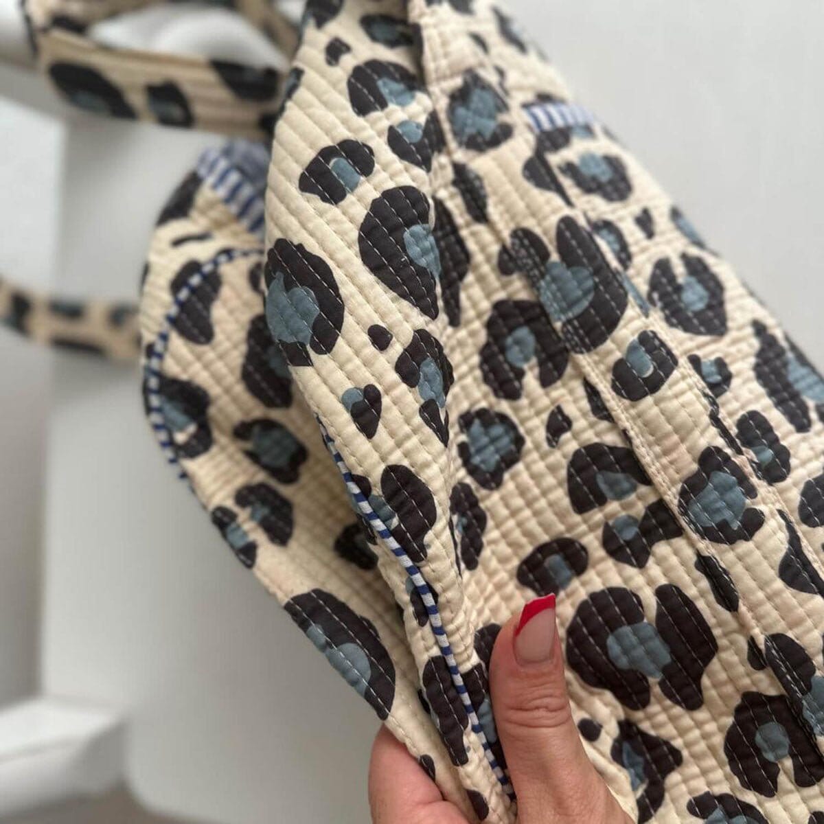 handgemachte Baumwolltasche "blue Leo" KIKOONI