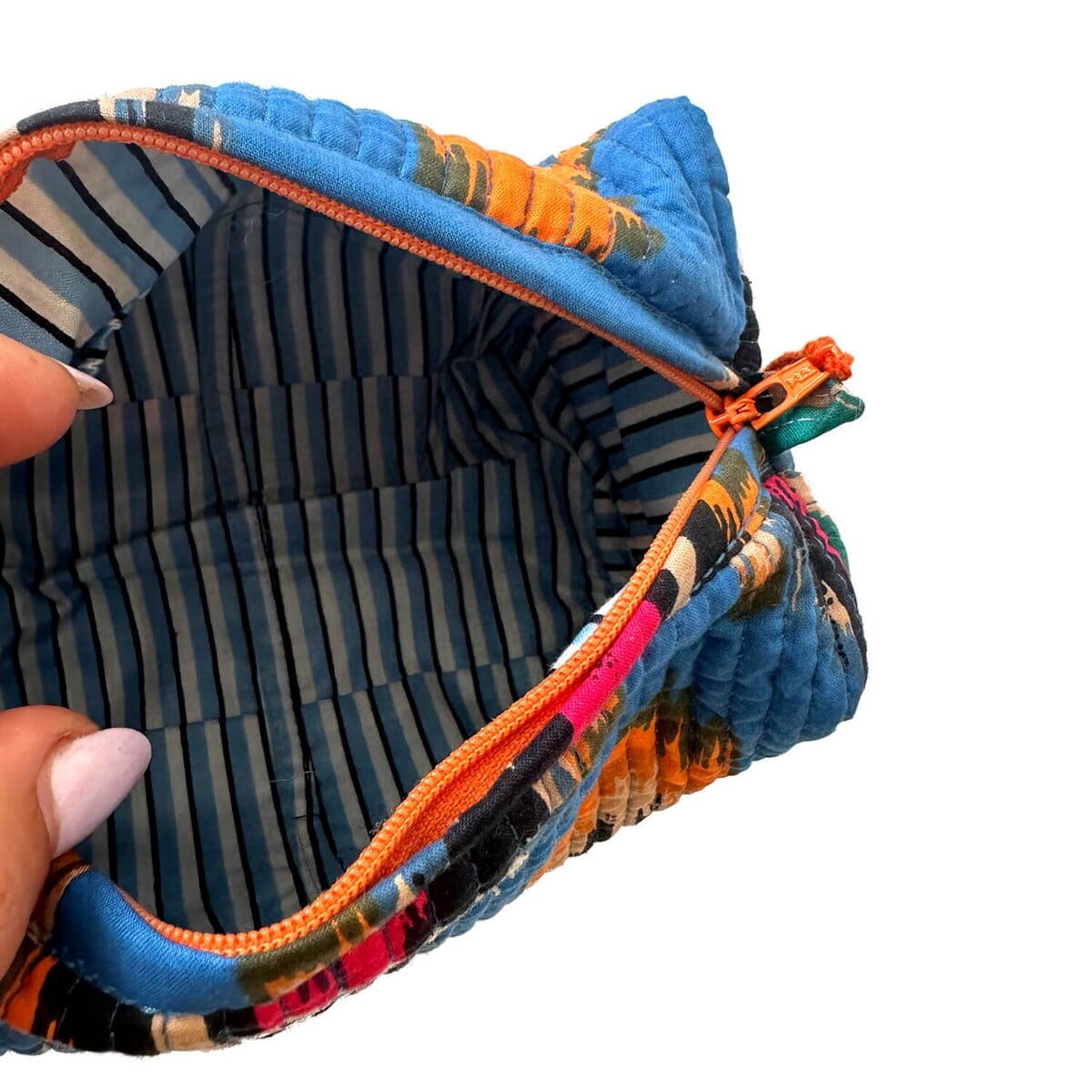 Handgemachte kleine Kosmetiktasche "blue Ikat" Kosmetiktasche KIKOONI