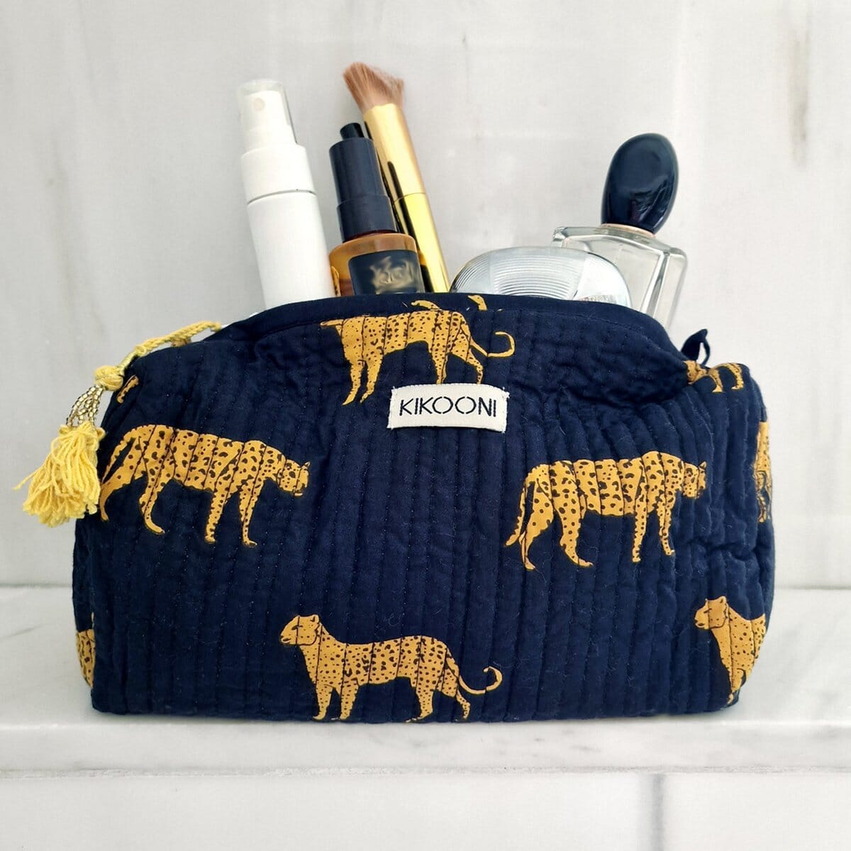 Handgemachte Kosmetiktasche "Black Leopard" Kosmetiktasche KIKOONI
