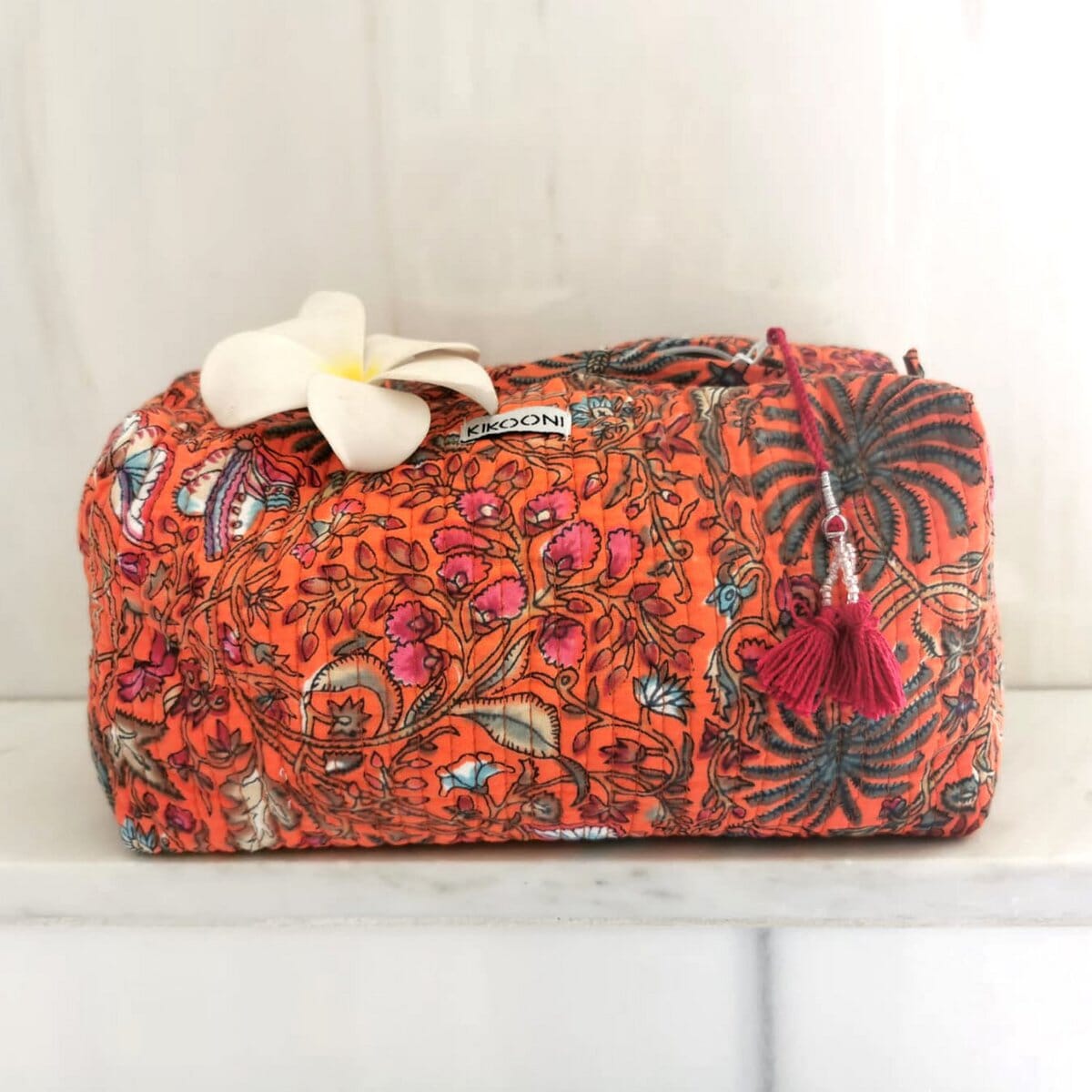 Handgemachte Kosmetiktasche "orange palm" Kosmetiktasche KIKOONI