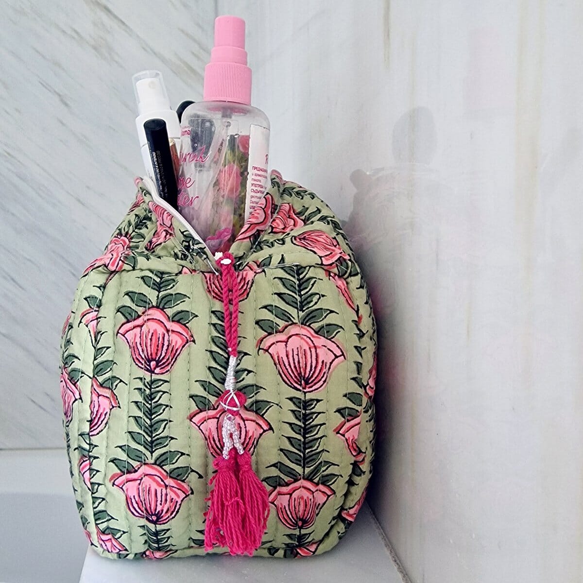 Handgemachte Kosmetiktasche "Poppy Flower" Kosmetiktasche KIKOONI