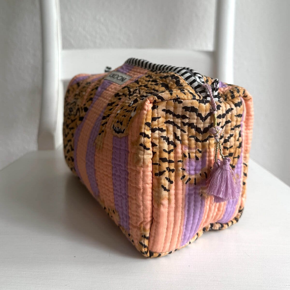 Handgemachte Kosmetiktasche "Poppy Tiger peach fusion" Kosmetiktasche KIKOONI