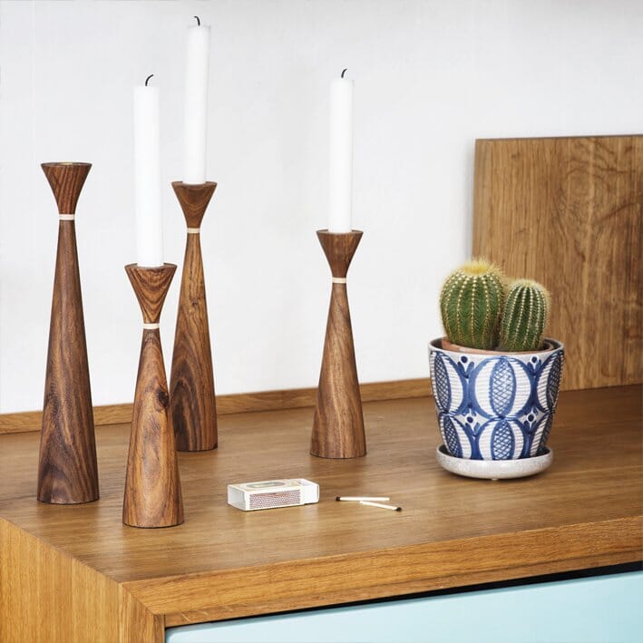 Lydia Kerzenhalter – Nordindisk Teak Funky Doris