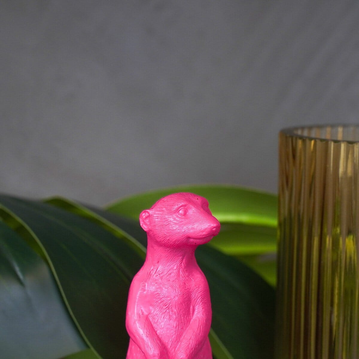 Ornament - Erdmännchen - Polyresin - Rosa - 7,5x4x15cm Housevitamin