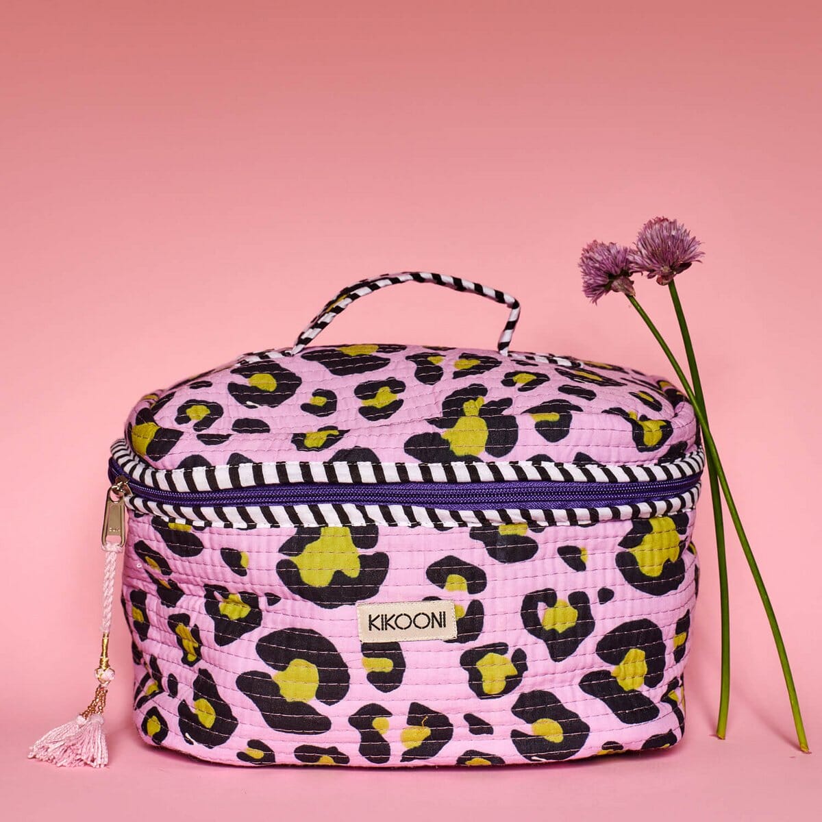 Große Kosmetiktasche BIG BEAUTY "Oh Leo cosmic lilac" Kosmetiktasche KIKOONI 