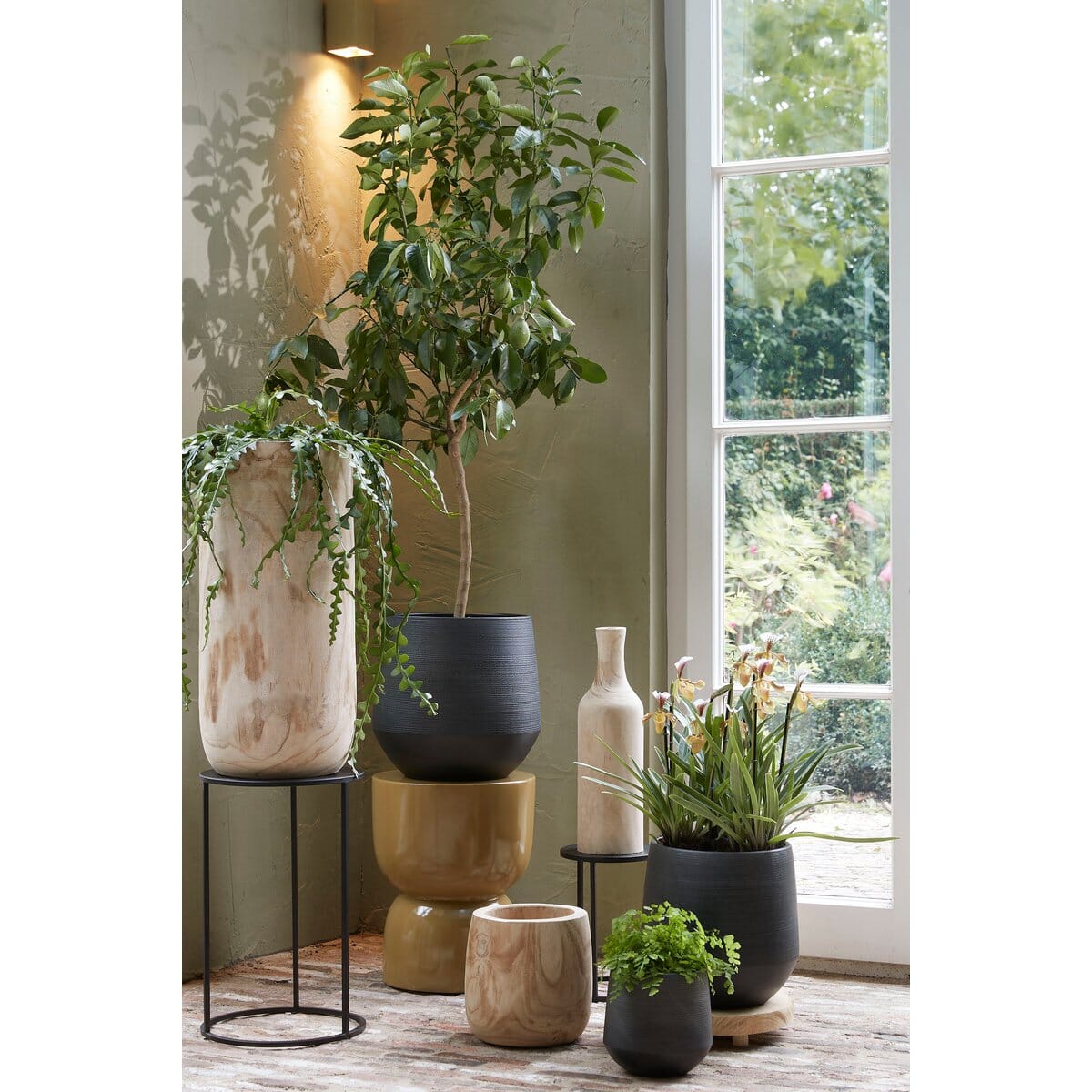 Stage Beistelltisch – H45 x Ø35 cm – Zement – Gelb Mica Decorations 